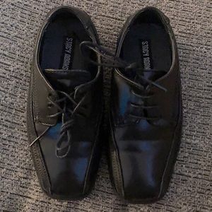 Little boys Black size 10 Stacy Adams dress shoes.